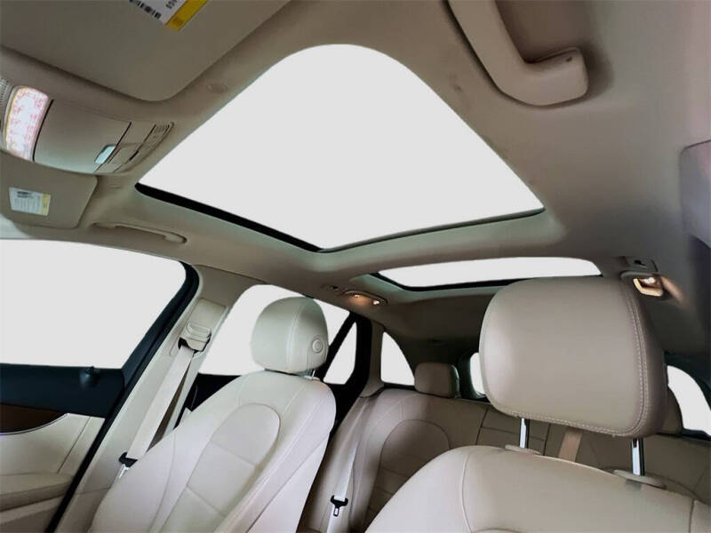 2022 Mercedes-Benz GLC GLC 300 4MATIC