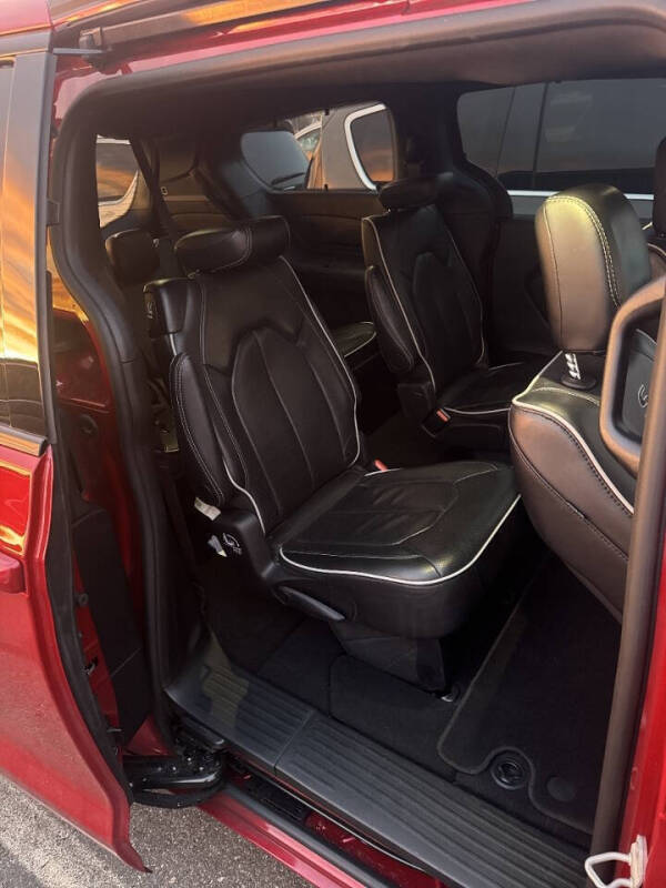 2025 Chrysler Pacifica Limited