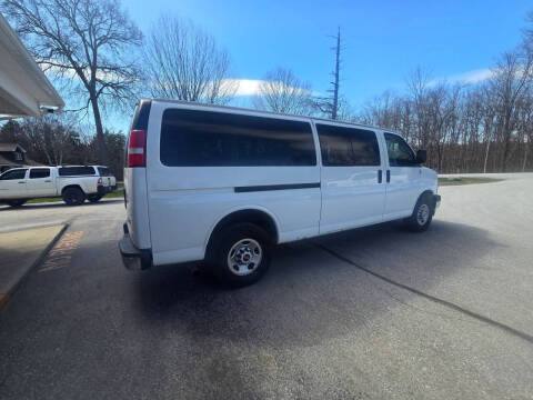 2017 GMC Savana LS 3500