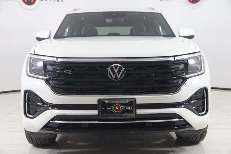 2024 Volkswagen Atlas Cross Sport SEL Premium R-Line 4Motion