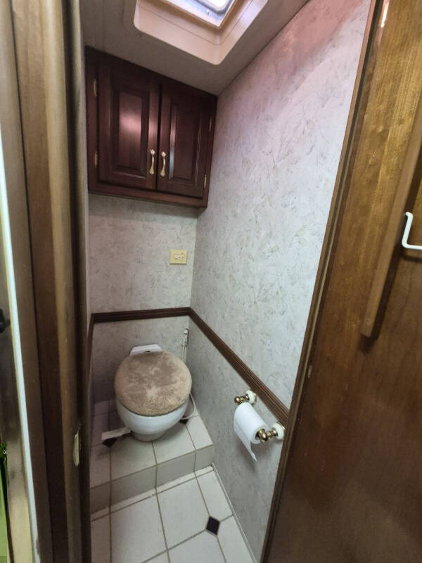2002 Newmar Dutch Star 3852