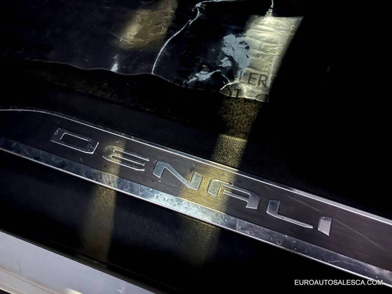 2021 GMC Sierra 2500HD Denali