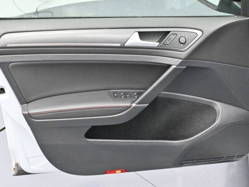 2021 Volkswagen Golf GTI Autobahn