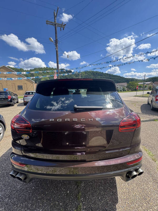 2016 Porsche Cayenne S