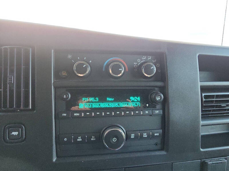 2024 Chevrolet Express 2500