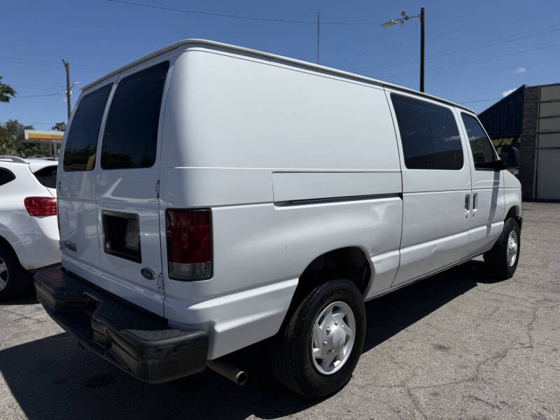 2008 Ford E-Series E-250