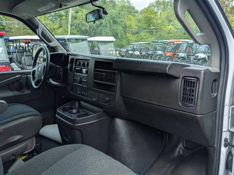 2023 Chevrolet Express 2500