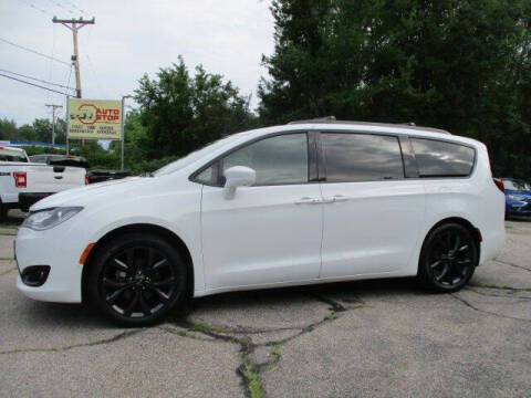 2019 Chrysler Pacifica Touring L