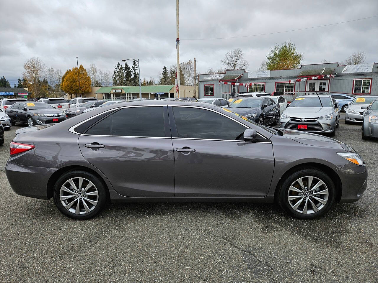 2017 Toyota Camry for sale at River Auto Sale in Everett, WA