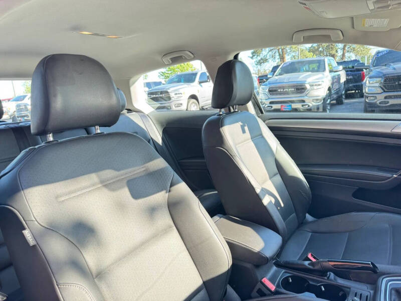 2015 Volkswagen Golf TSI S