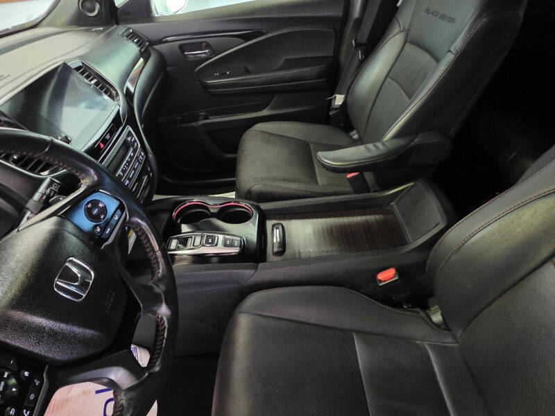 2021 Honda Pilot Black Edition