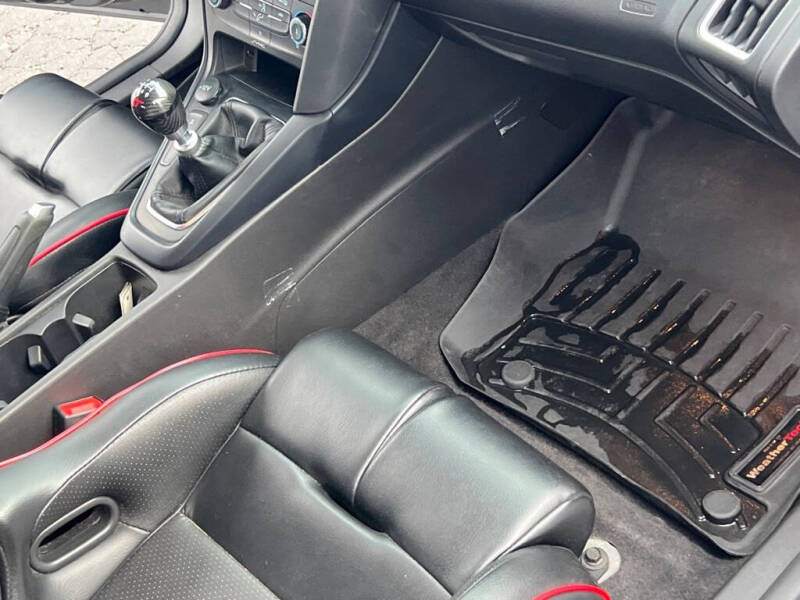 2018 Ford Focus ST