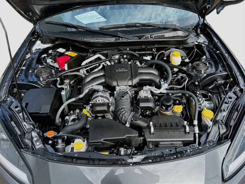 2025 Toyota GR86 Premium