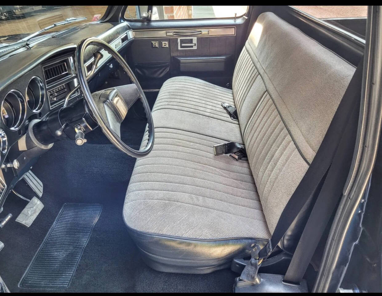 1987 GMC R/V 1500 Series 29