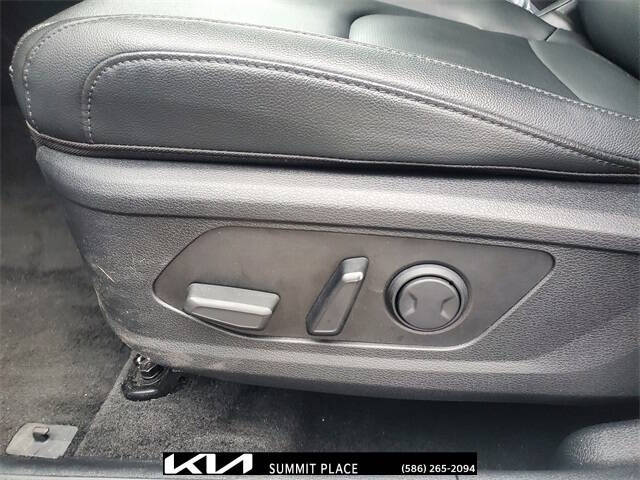 2025 Kia Sportage SX