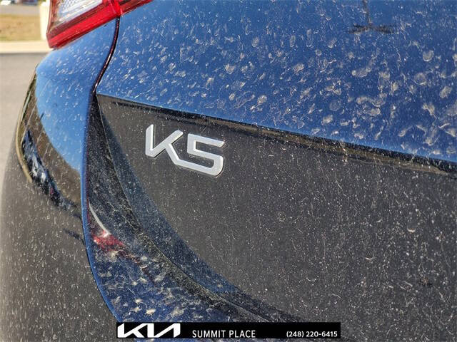 2023 Kia K5 EX