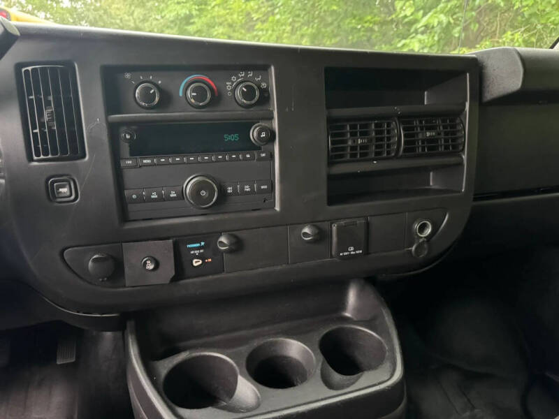 2017 Chevrolet Express 2500