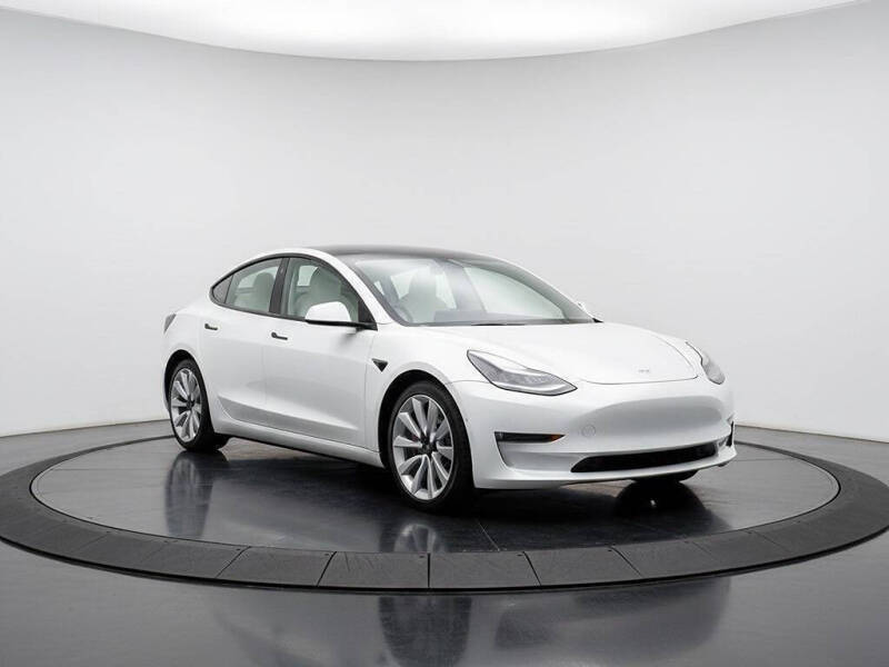 2021 Tesla Model 3 Standard Range Plus