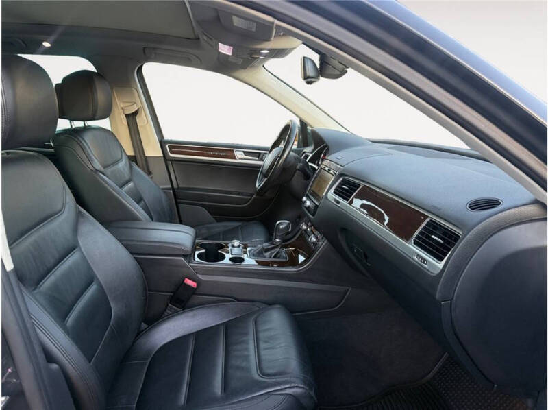 2015 Volkswagen Touareg TDI Lux