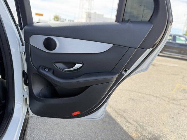 2020 Mercedes-Benz GLC GLC 300