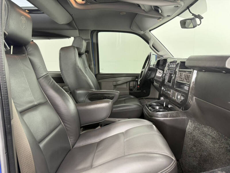 2018 GMC Savana 2500