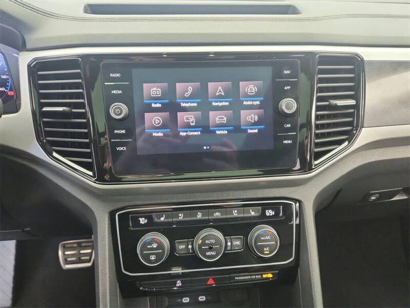 2021 Volkswagen Atlas Cross Sport V6 SEL Premium R-Line 4Motion