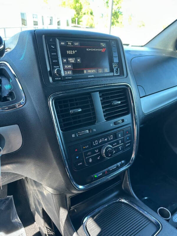 2015 Dodge Grand Caravan R/T