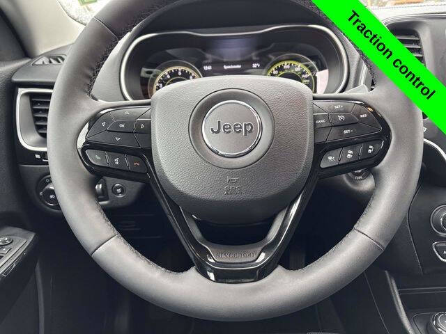 2023 Jeep Cherokee Altitude Lux