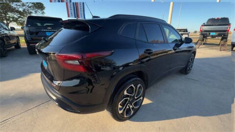 2025 Chevrolet Trax RS