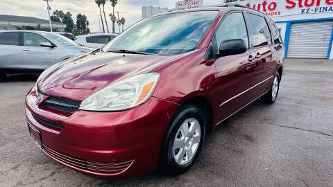 2005 Toyota Sienna LE 7 Passenger