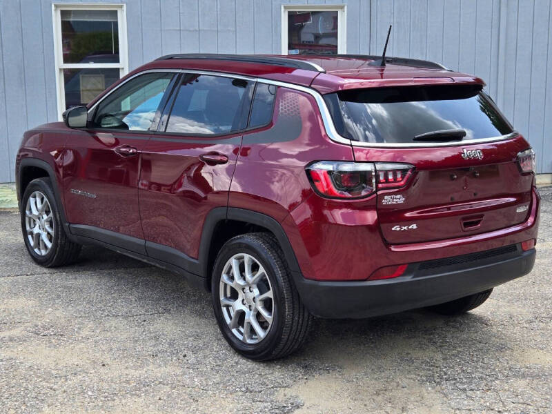 2022 Jeep Compass Latitude Lux