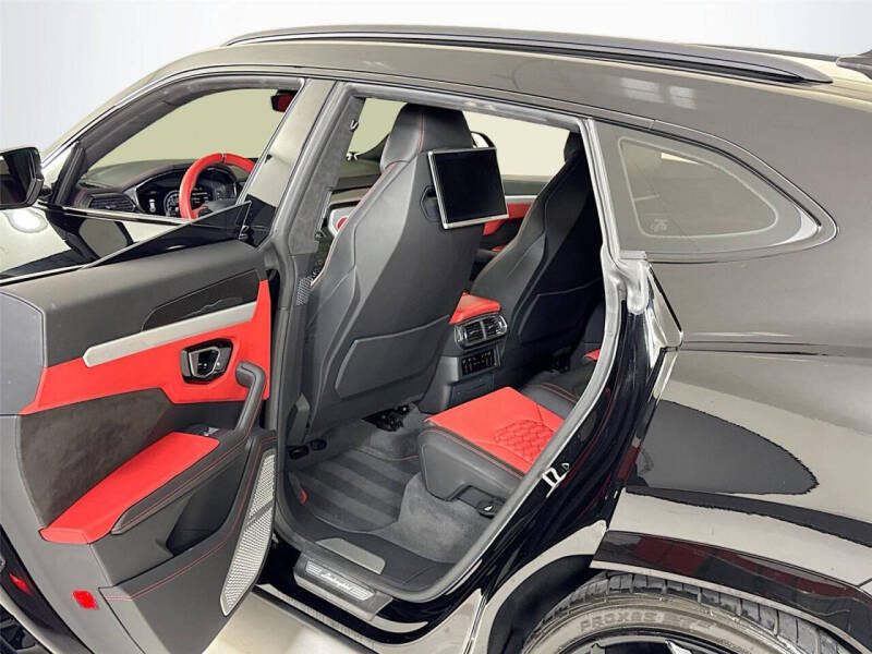 2020 Lamborghini Urus