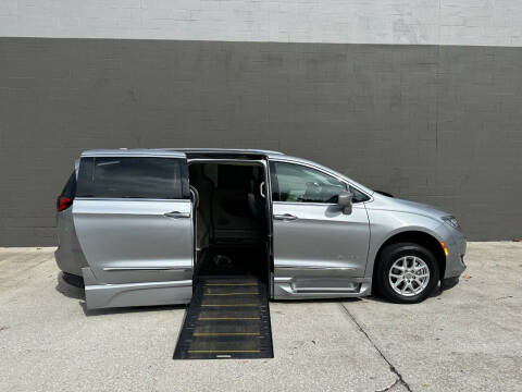 2020 Chrysler Pacifica Launch Edition