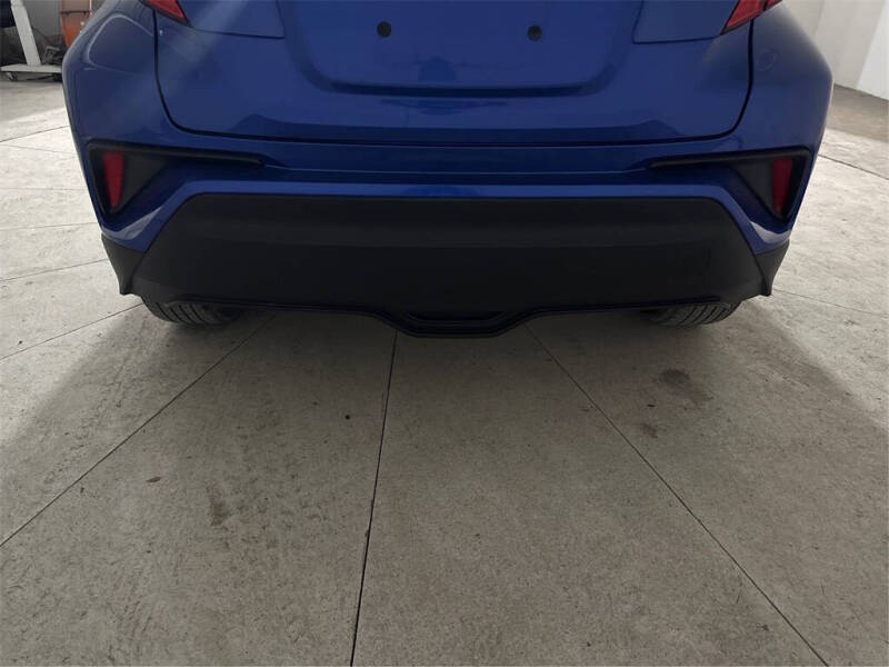 2019 Toyota C-HR XLE