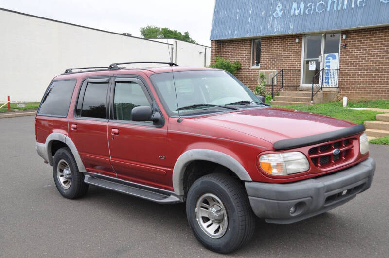 2001 Ford Explorer XLS