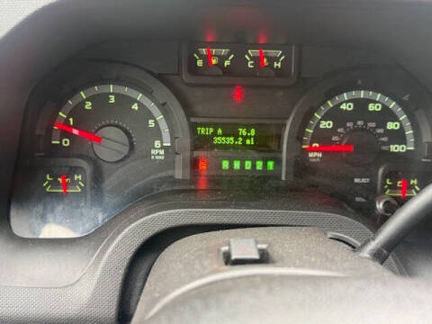 2013 Ford E-Series E-350 SD XLT