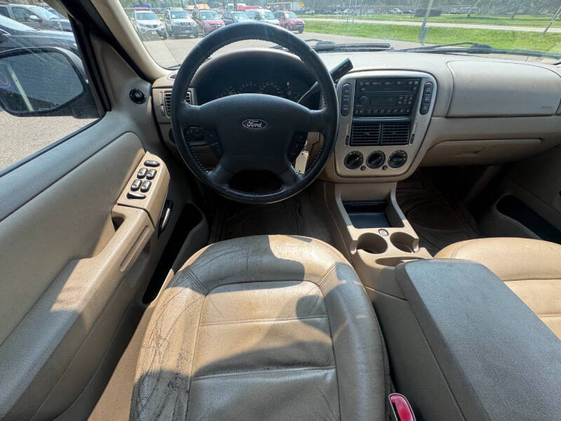 2005 Ford Explorer XLT