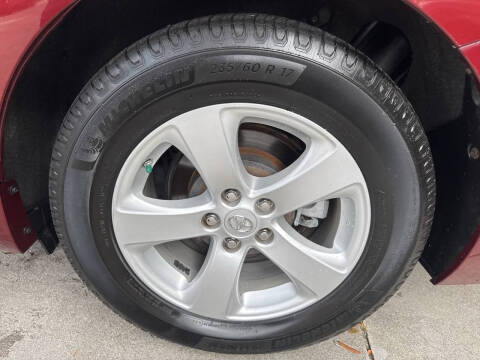 2015 Toyota Sienna LE 7-Passenger Auto Access Seat