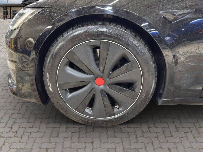 2022 Tesla Model S Plaid