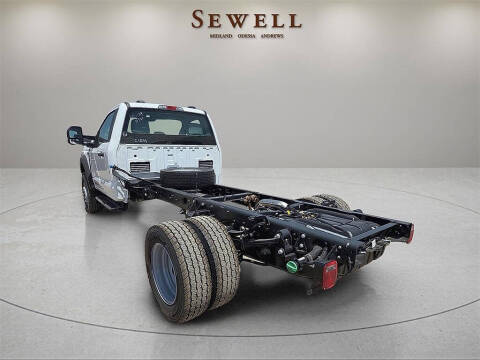 2025 Ford F-600 Super Duty