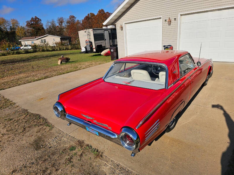 1961 Ford Thunderbird