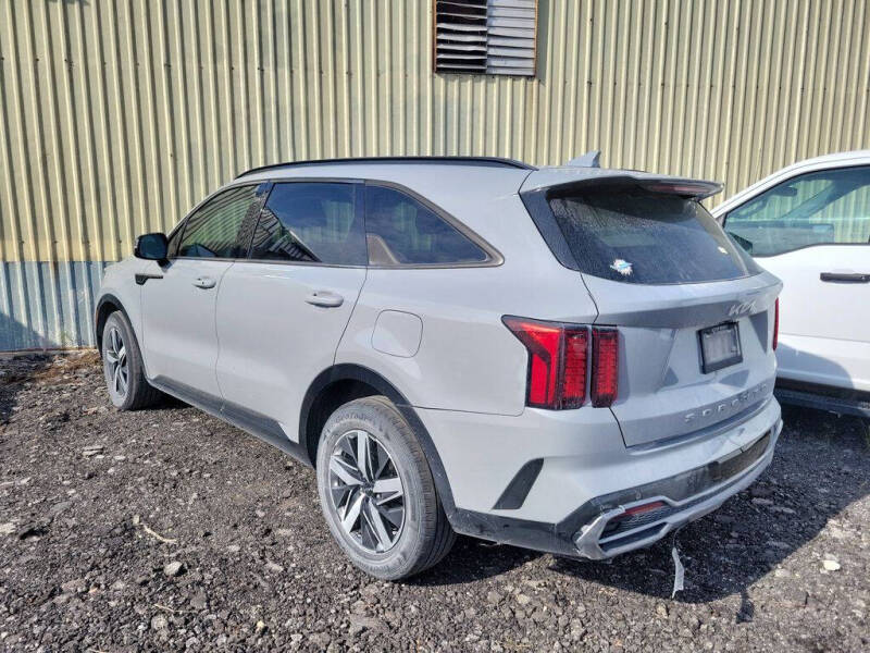 2022 Kia Sorento EX