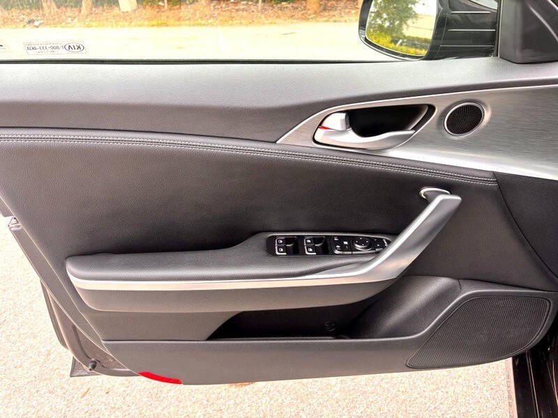 2022 Kia Stinger GT1