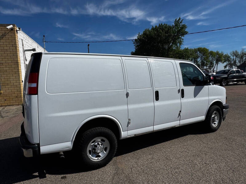 2019 Chevrolet Express 2500