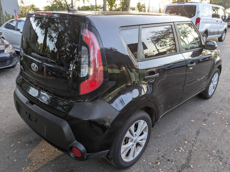 2014 Kia Soul +