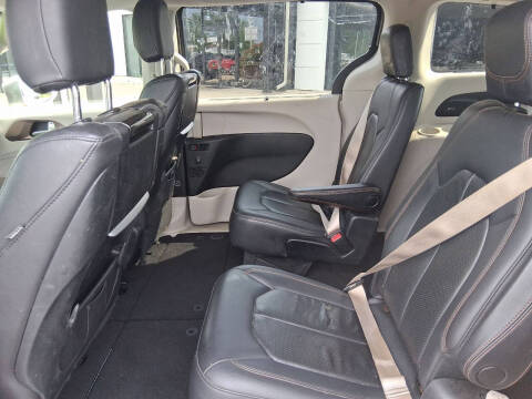 2018 Chrysler Pacifica Touring L Plus