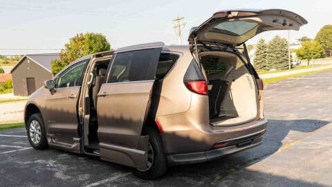 2018 Chrysler Pacifica Touring Plus