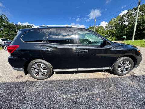 2017 Nissan Pathfinder SL