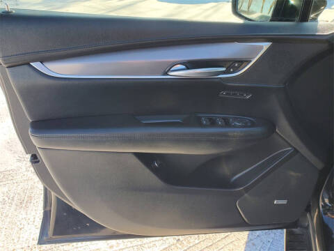 2018 Cadillac XT5 Premium Luxury