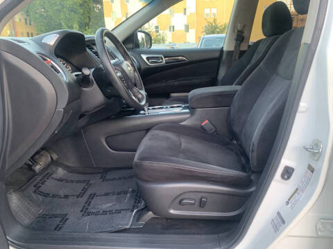 2014 Nissan Pathfinder SV